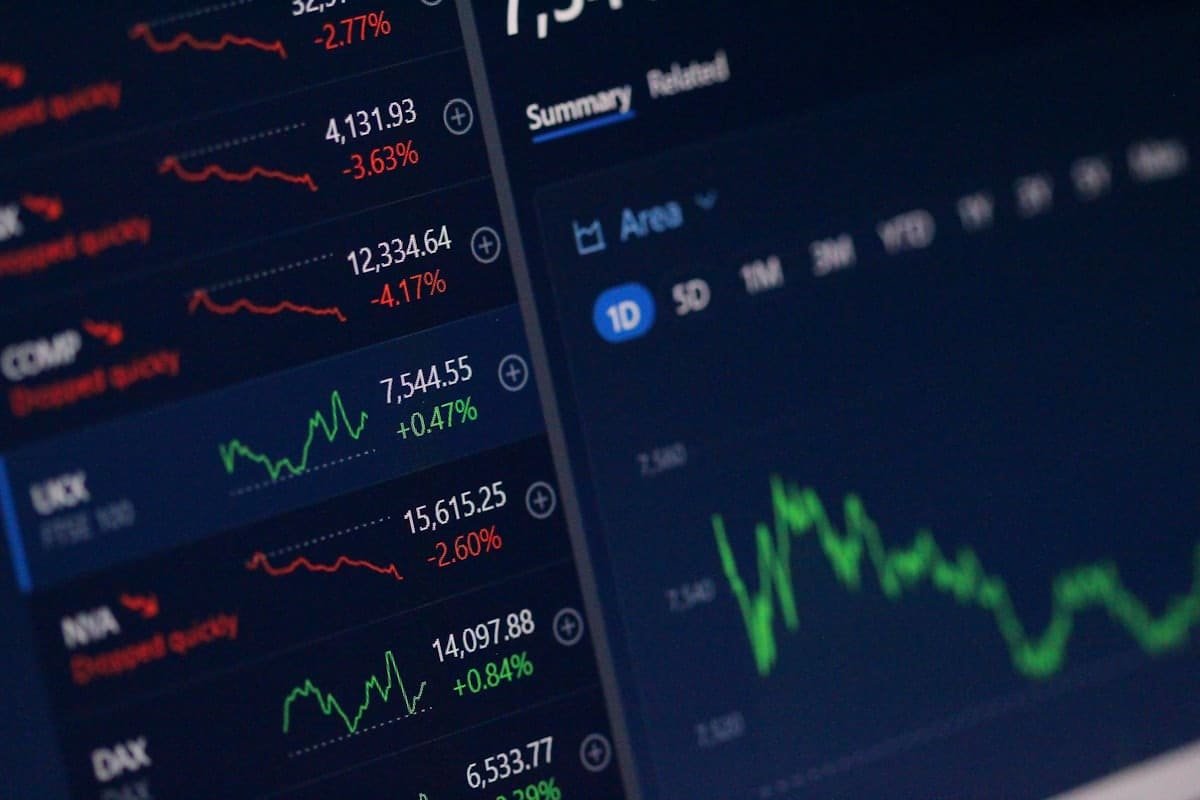 EUR/USD Explained: What Actually Drives the World's Most Traded Pair